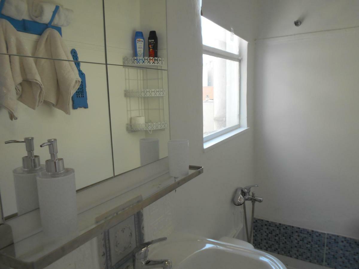 Monastiraki Flea Market & Metro Station Appartment Athens Luaran gambar